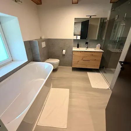 Christians Weinblick Motel *